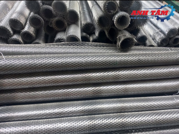 Lưới chống nứt tường Hòa Tiến